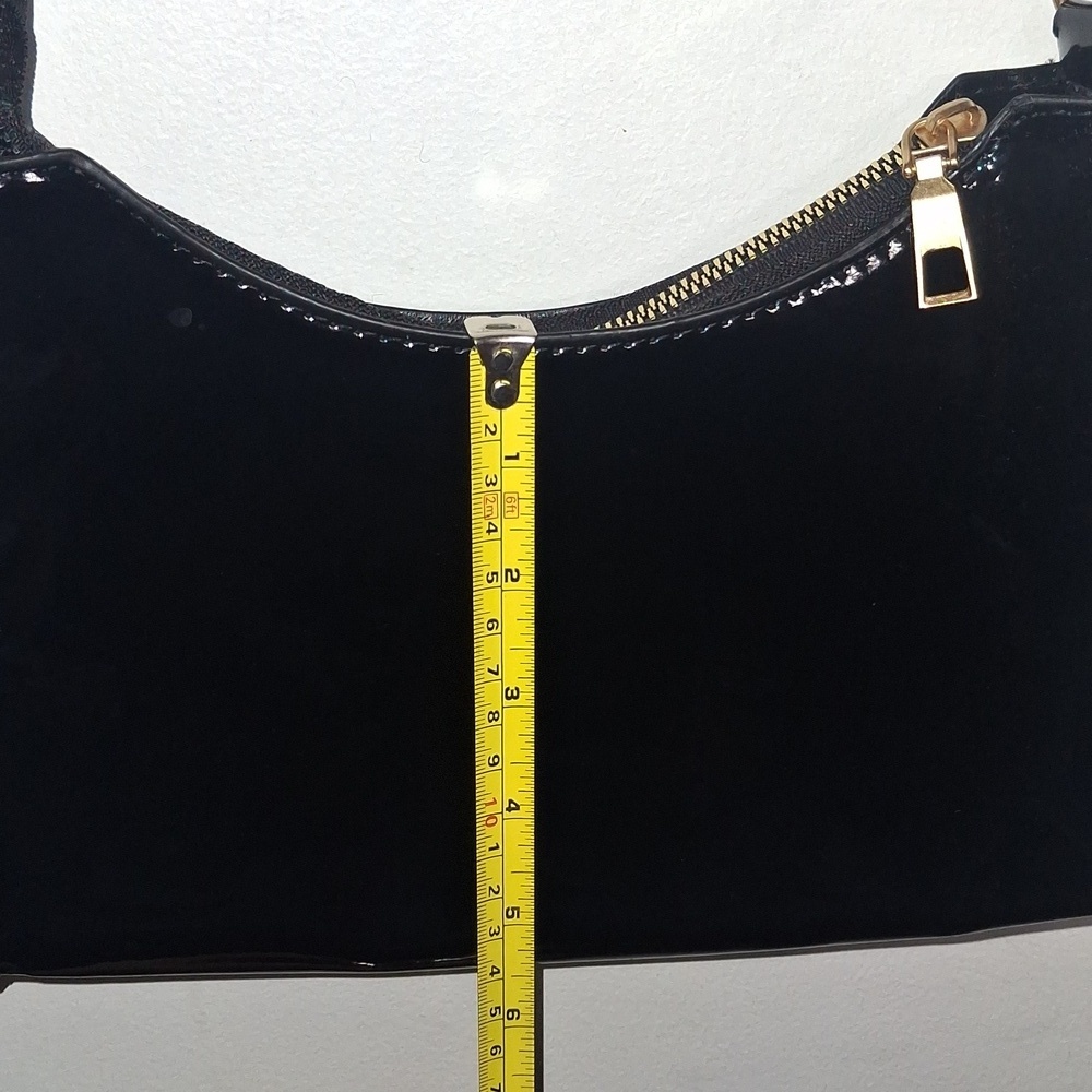 Small Glossy Black Hand Bag - Picture 2 of 7